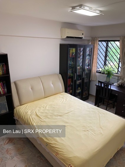 Blk 245 Jurong East Street 24 (Jurong East), HDB 3 Rooms #215944331